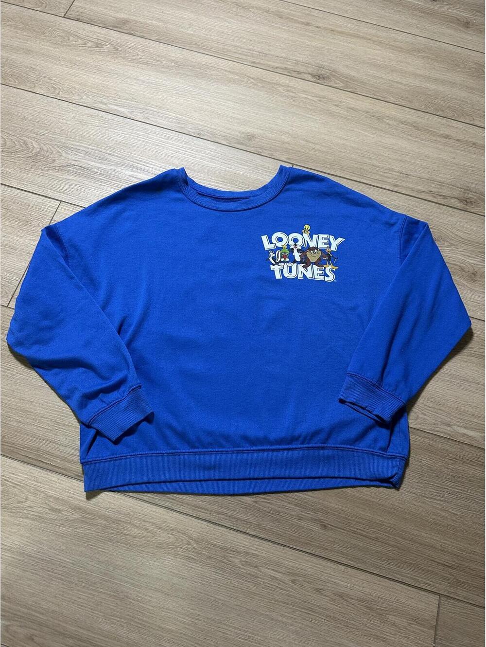 Looney Tunes Blue Graphic Crewneck Sweatshirt Size L